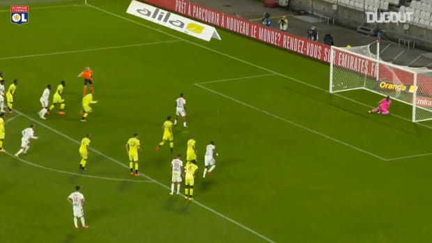 Memphis Depay scored a hat-trick vs Dijon